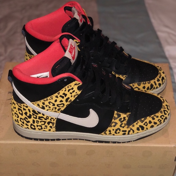 nike dunk leopard